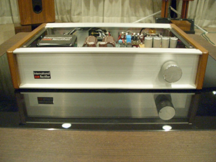 The front part of original audio amplifier